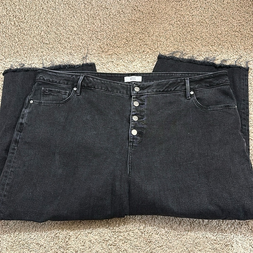 LOFT Size 22W Black Wide Leg raw Hem button Fly Amazing❤️
